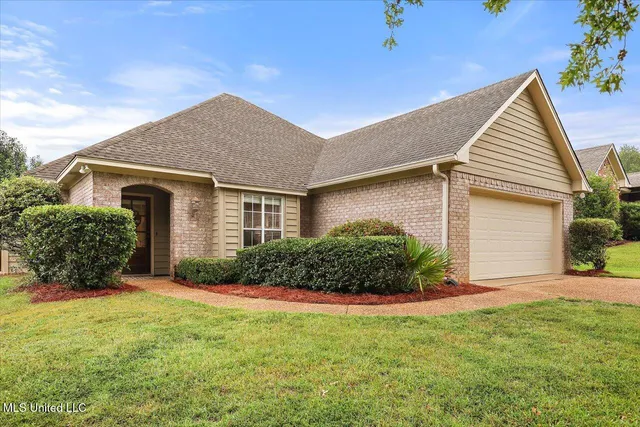 $281,000 | 106 Baileys Ridge Circle, Clinton, MS 39056