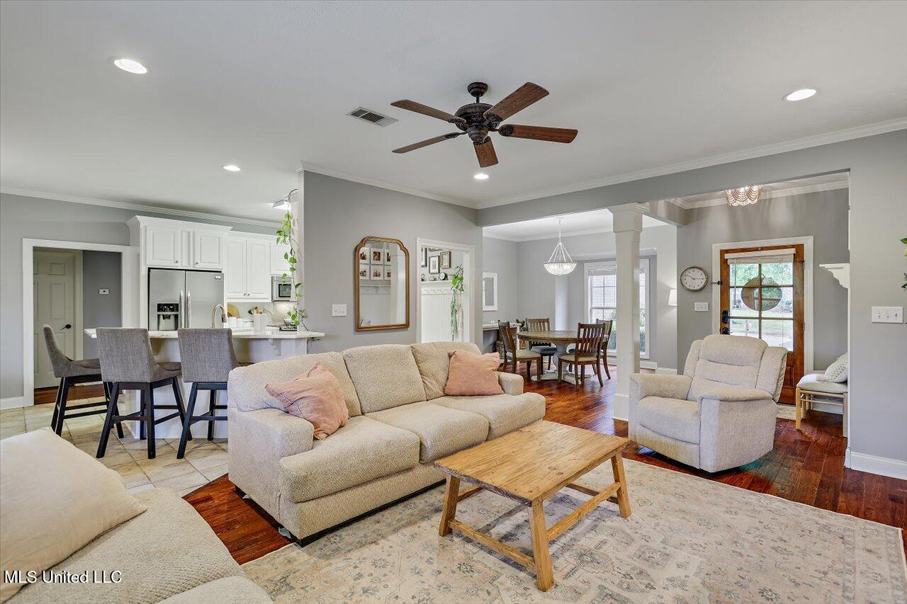 106 Baileys Ridge Circle Clinton, MS 39056 - Photo 7 of 29 07-106 Baileys Ridge Cir