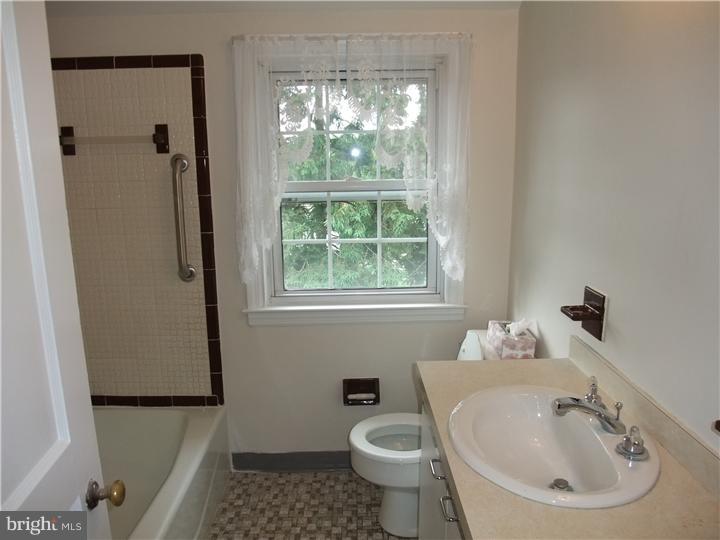 116 Flintlock Road Drexel Hill, PA 19026 - Photo 17 of 20 Bathroom