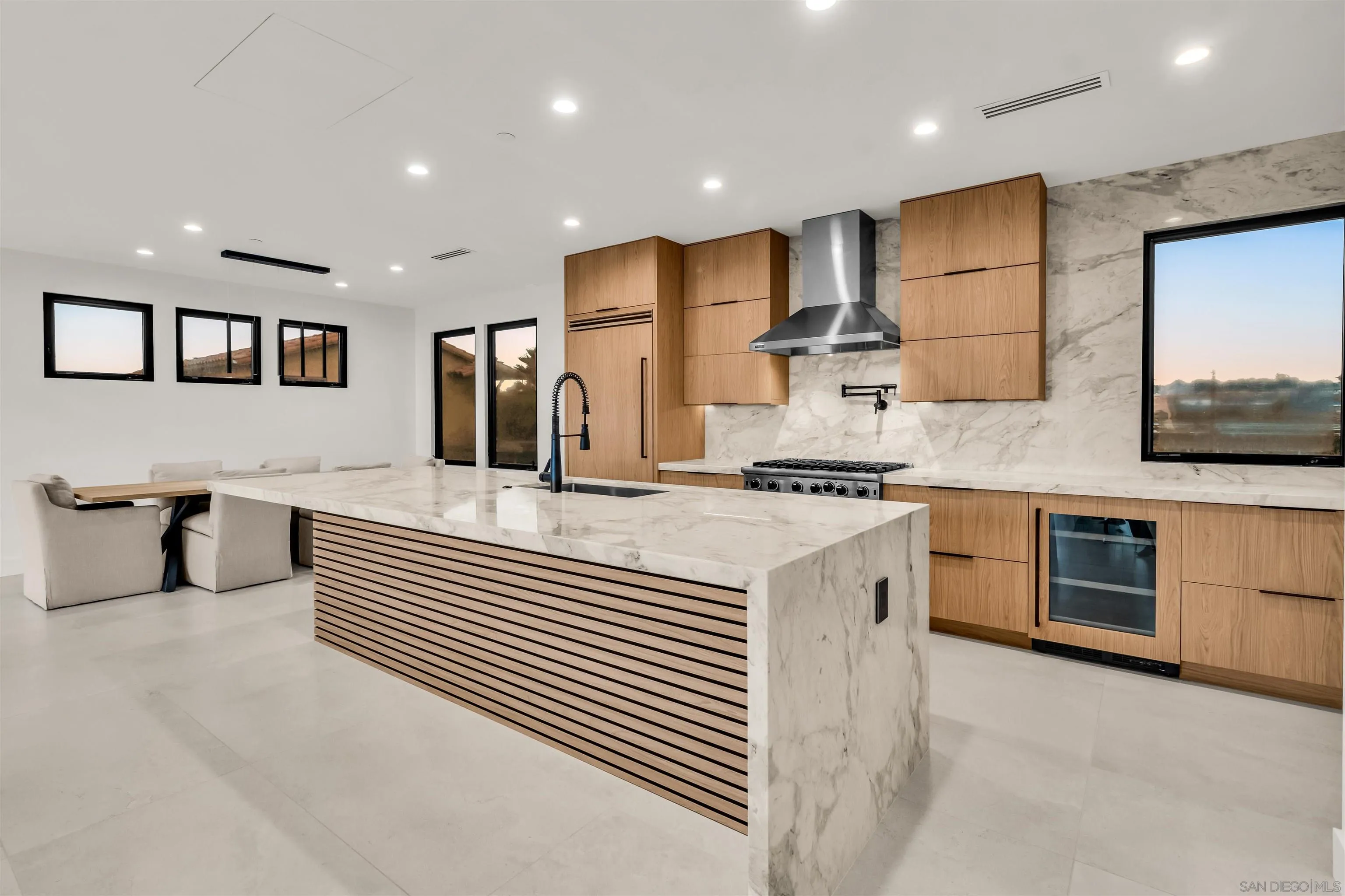 1009 Arcadia Road Encinitas, CA 92024 - Photo 12 of 37 Gallery Image 12