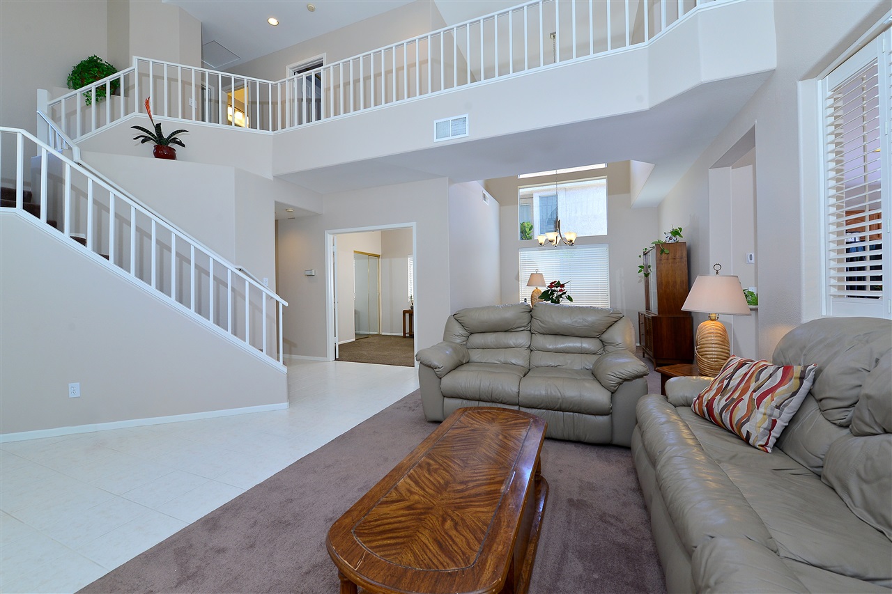 526 Kiley Road Chula Vista, CA 91910 - Photo 3 of 25