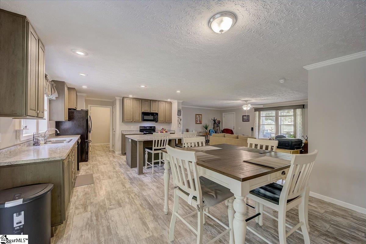 333 Lenhardt Road Easley, SC 29640 - Photo 13 of 35