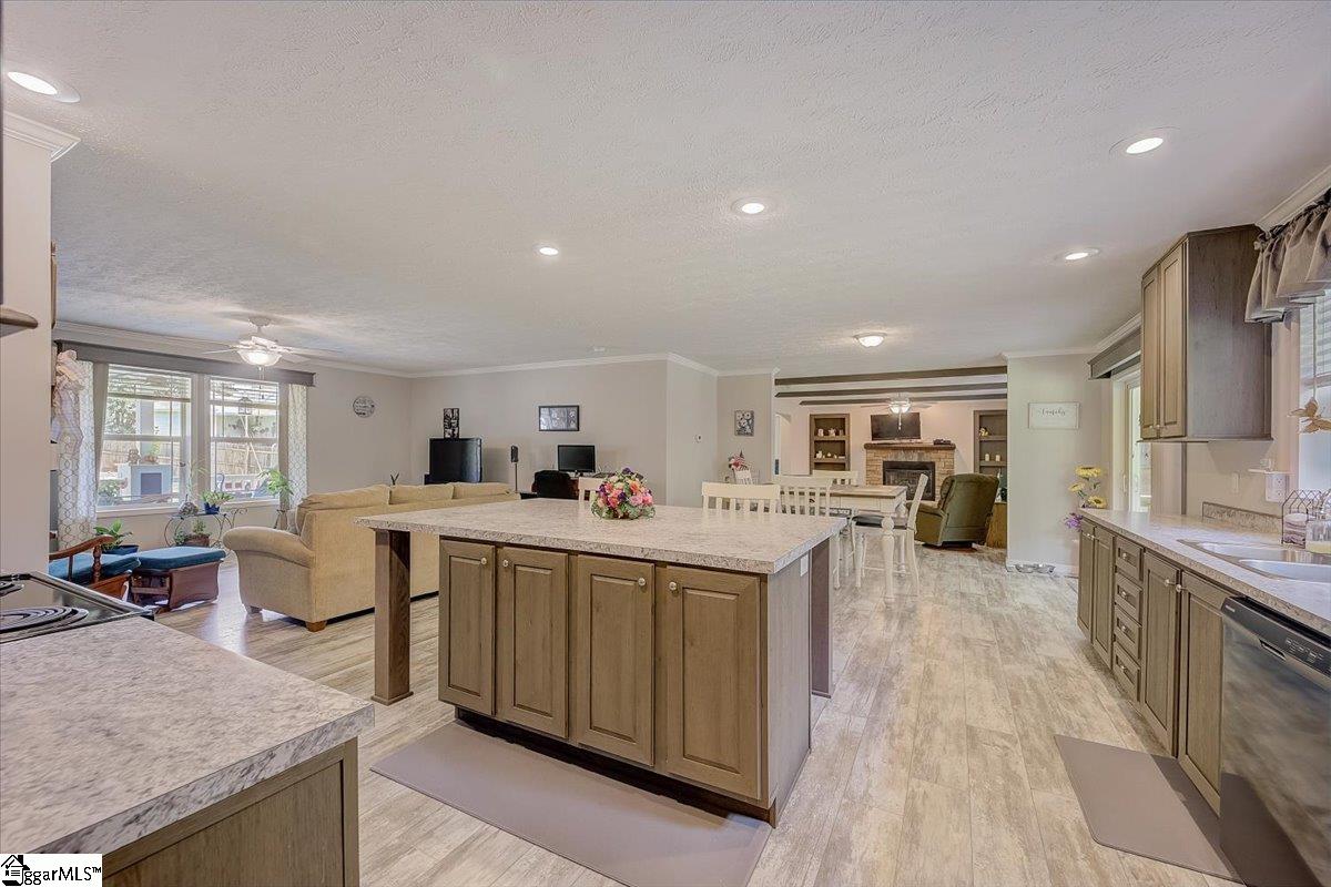 333 Lenhardt Road Easley, SC 29640 - Photo 18 of 35