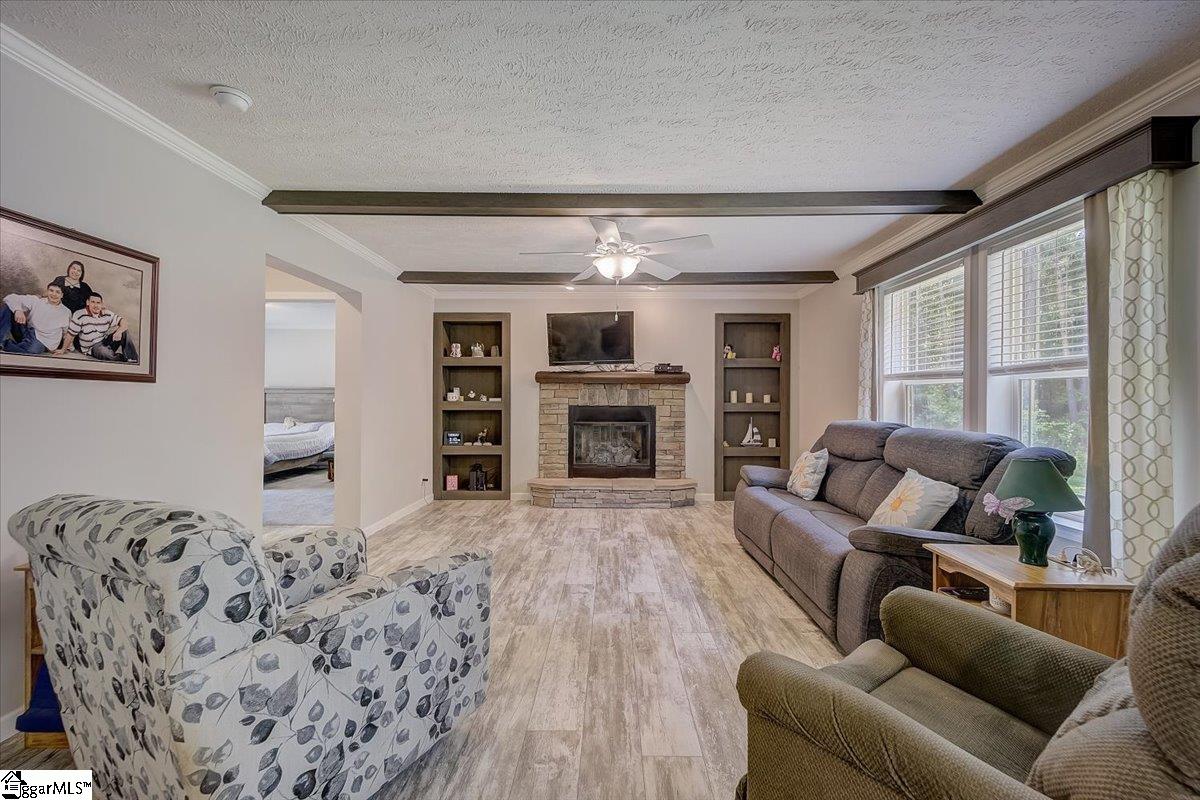 333 Lenhardt Road Easley, SC 29640 - Photo 6 of 35