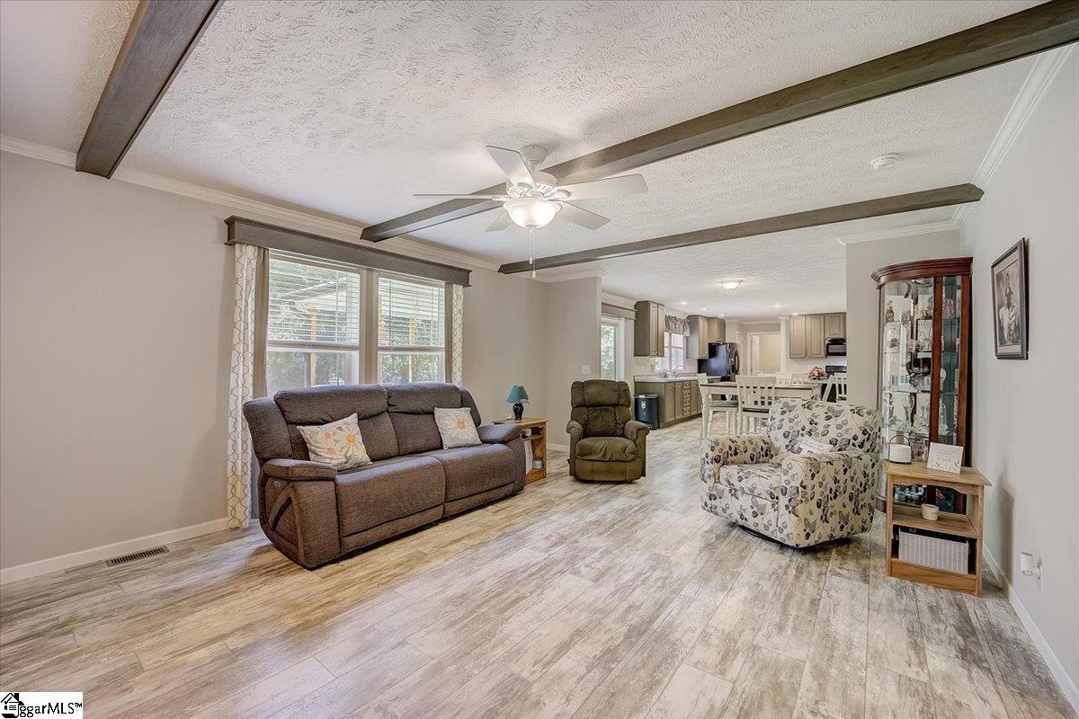 333 Lenhardt Road Easley, SC 29640 - Photo 8 of 35