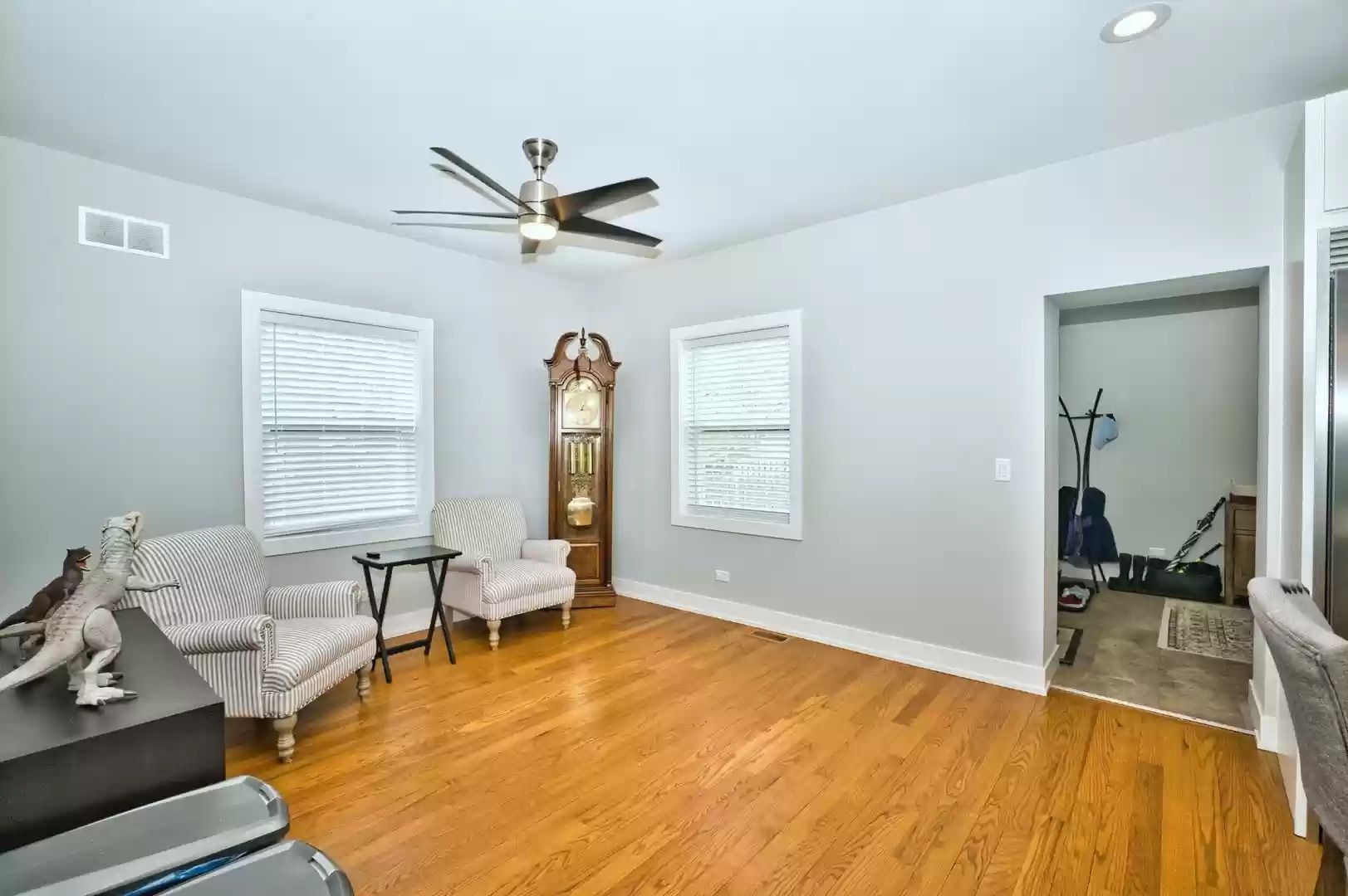 643 Oriole Avenue Park Ridge, IL 60068 - Photo 6 of 31 a living room with furniture pool table and a window