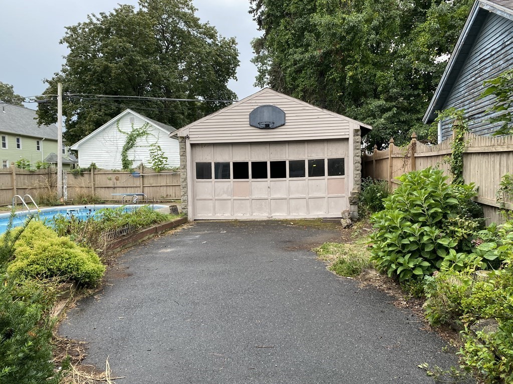 40 Alvin Street Springfield, MA 01104 - Photo 38 of 38