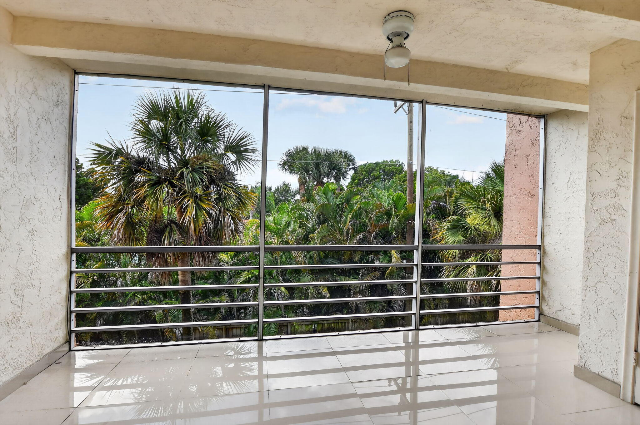 10110 Boca Entrada Boulevard, Unit 305 Boca Raton, FL 33428 - Photo 28 of 33 31-web-or-mls-DSC_2339