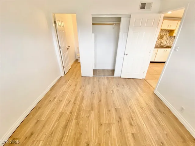 $750 | 3712 Royal Crest Street, Unit 8, Las Vegas, NV 89119