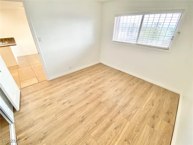 $750 | 3712 Royal Crest Street, Unit 8, Las Vegas, NV 89119