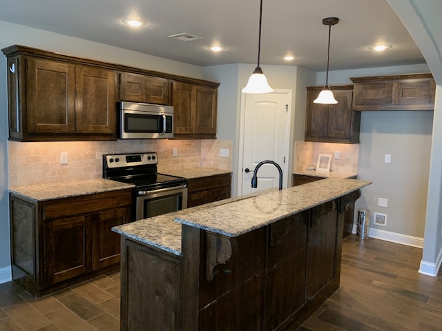 2050 Eagle Drive Pea Ridge, AR 72751 - Photo 3 of 14 Gallery Image 3