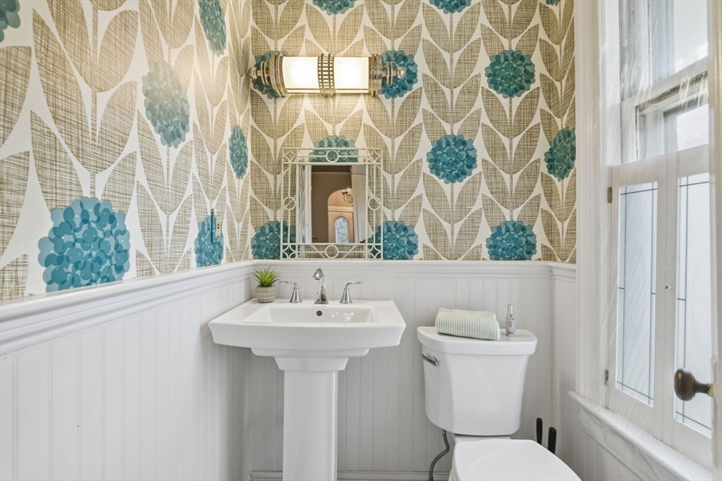 36 Maple Street Wilbraham, MA 01095 - Photo 13 of 41