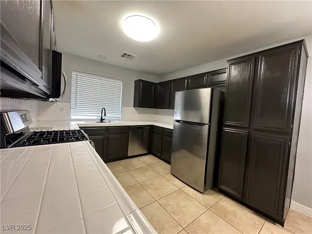 $2,195 | 8322 Montgomery Street, Las Vegas, NV 89123