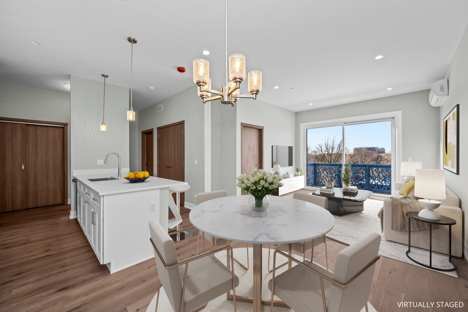 839 Madison Street, Unit 202 Oak Park, IL 60302 - Photo 5 of 20