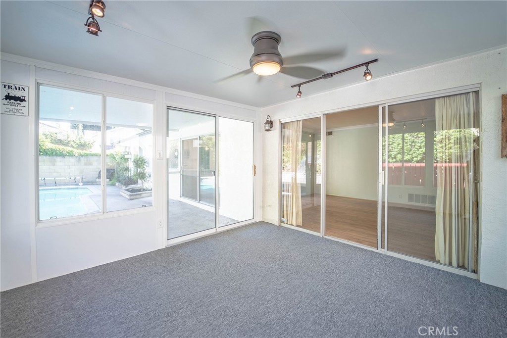 25401 Helena Circle Mission Viejo, CA 92691 - Photo 16 of 38 SUN ROOM
