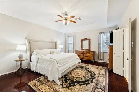 $425,000 | 191 Maple Grove Drive, Conroe, TX 77384