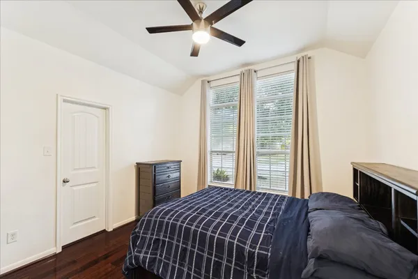 $425,000 | 191 Maple Grove Drive, Conroe, TX 77384