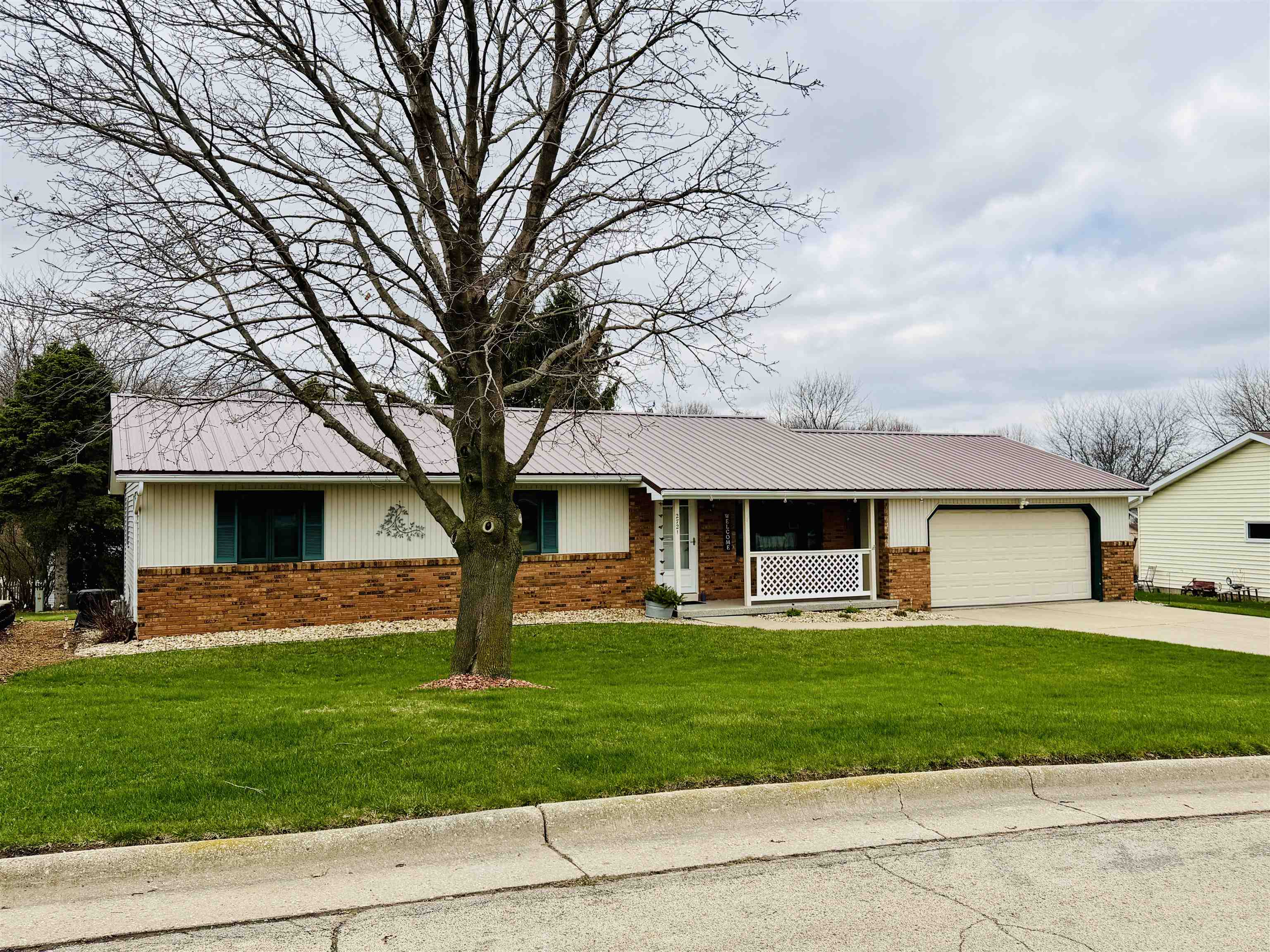 2721 3rd Monroe, WI 53566 - Photo 3 of 40