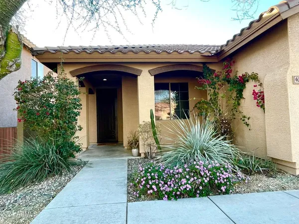 $2,100 | 40936 North Citrus Canyon Trail, Phoenix, AZ 85086