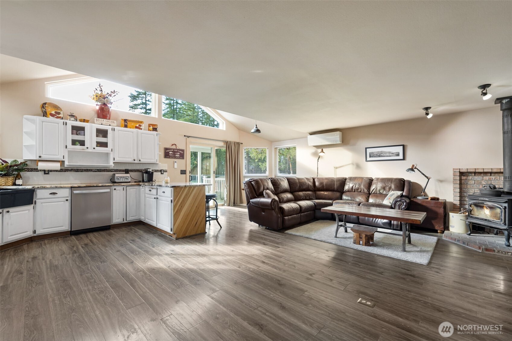 13300 Stoney Ridge Lane Southwest Port Orchard, WA 98367 - Photo 7 of 40