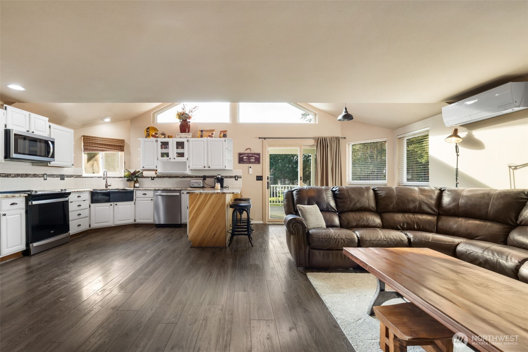 13300 Stoney Ridge Lane Southwest Port Orchard, WA 98367 - Photo 8 of 40