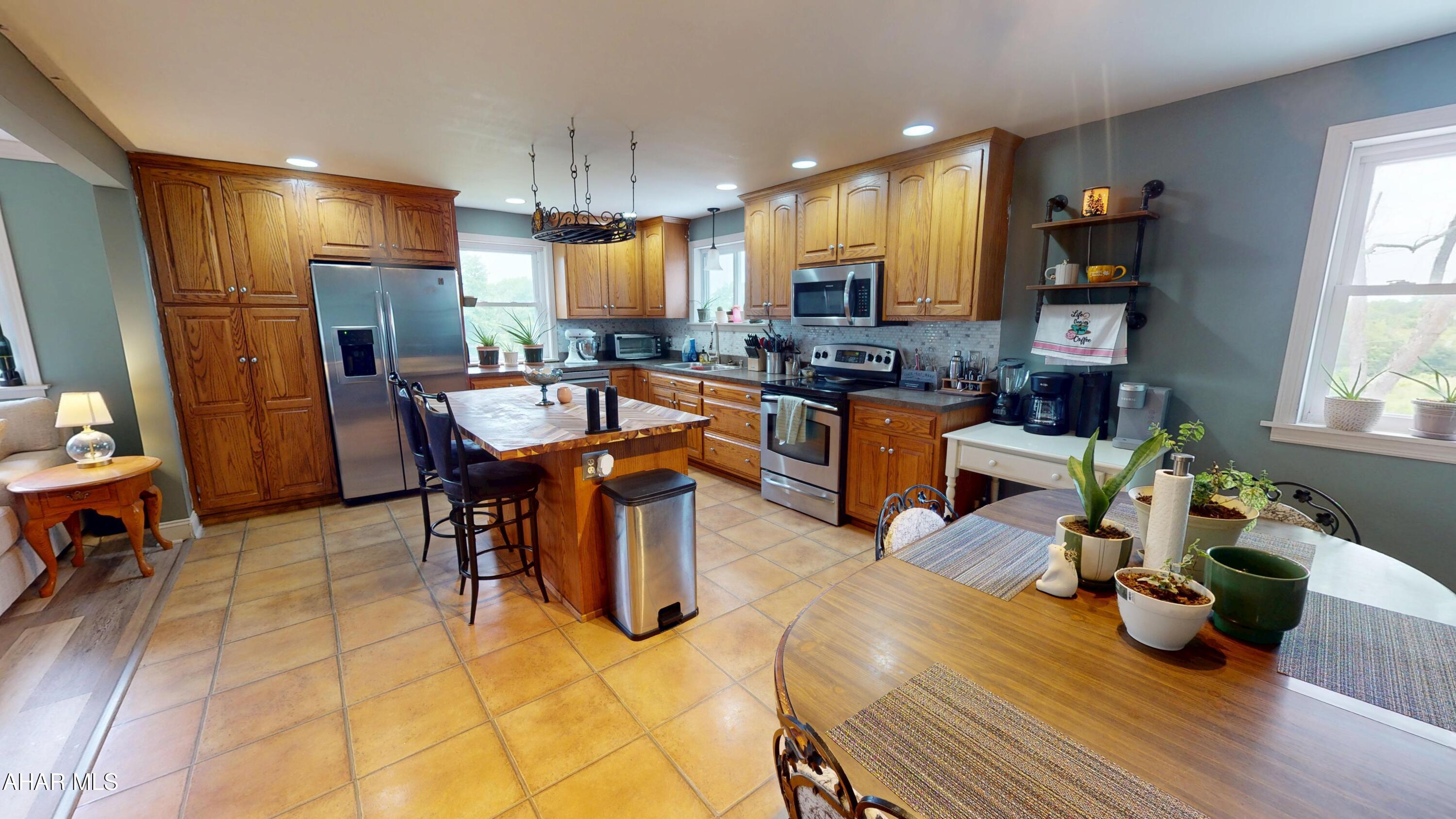 264 Cromwell Ridge Road Hustontown, PA 17229 - Photo 23 of 47