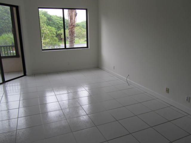 7546 La Paz Boulevard, Unit 201 Boca Raton, FL 33433 - Photo 2 of 10 Additional Photo
