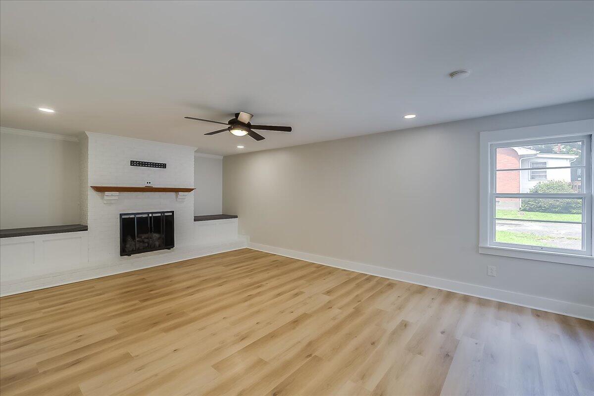 3927 Royster Road Lexington, KY 40516 - Photo 11 of 53 13-2-10