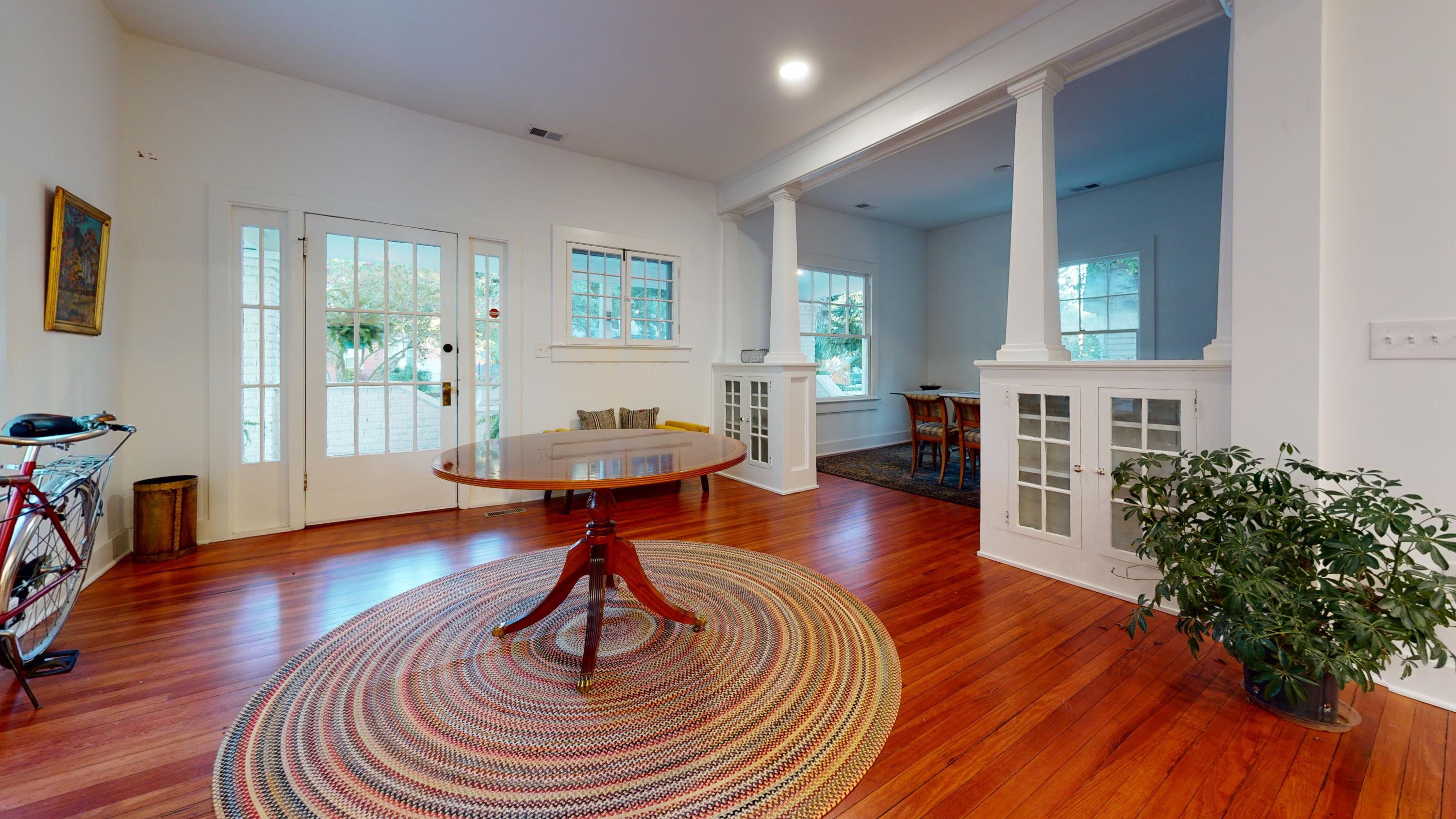 939 Rutledge Avenue Charleston, SC 29403 - Photo 24 of 69 Rutledge-Ave-Living-Room