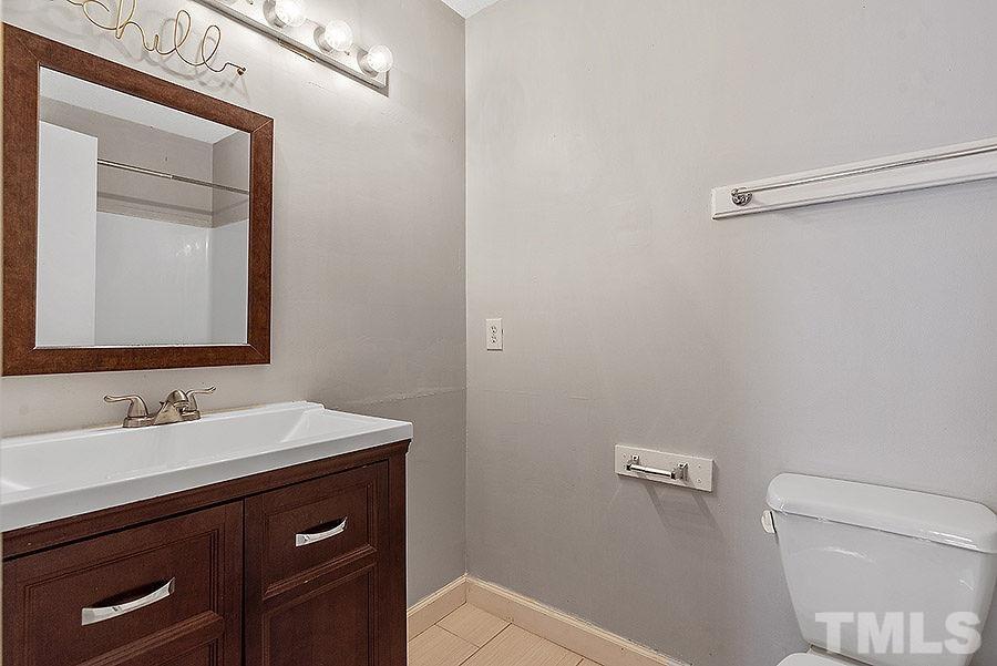4107 Kaplan Drive Raleigh, NC 27606 - Photo 11 of 28