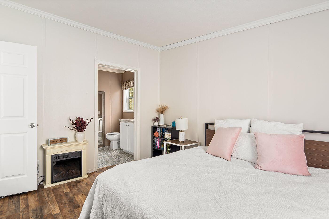 37 Branch Drive Cushing, ME 04563 - Photo 9 of 24 W10-ME2494_9