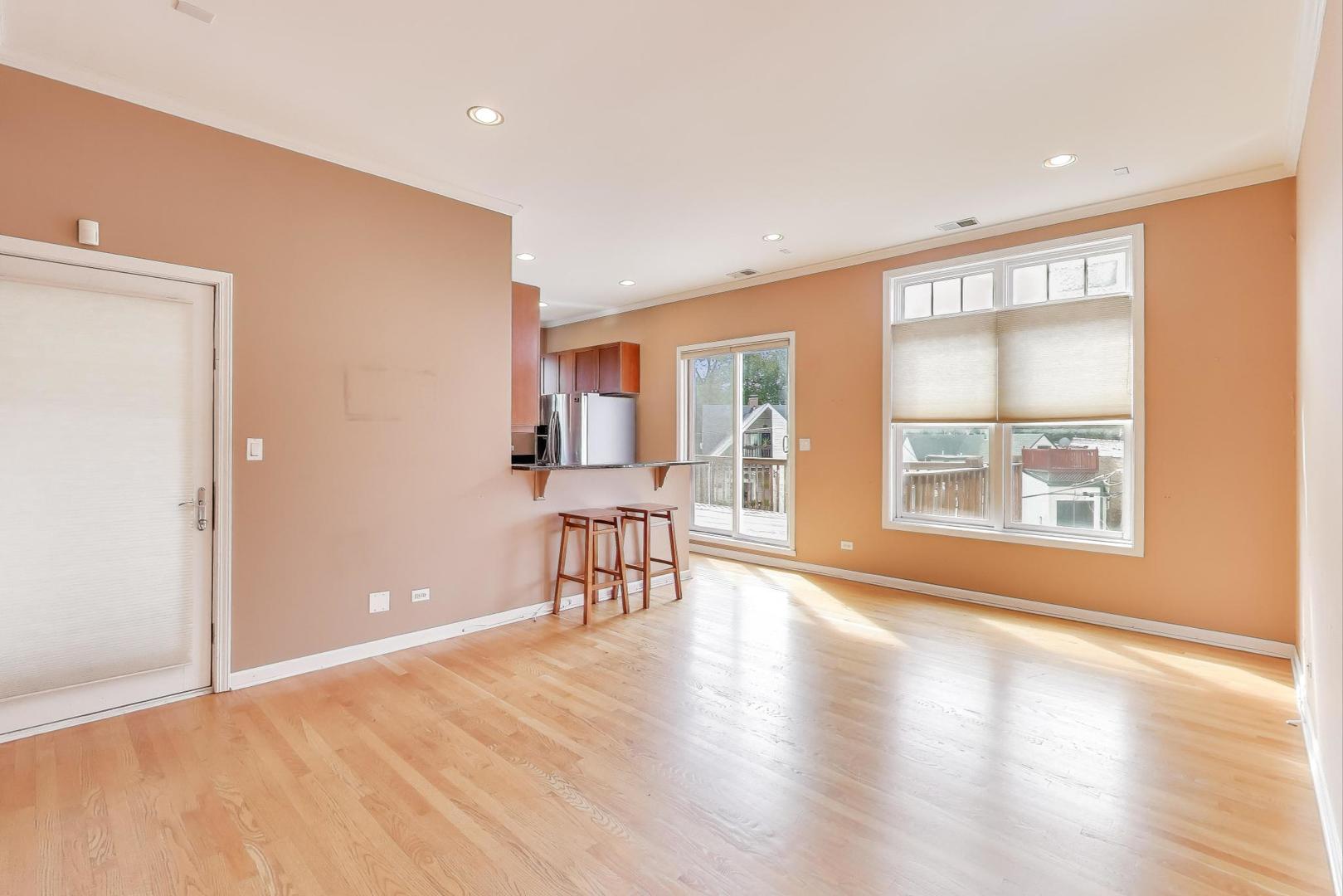 1425 West Victoria Street, Unit 3 Chicago, IL 60660 - Photo 15 of 25