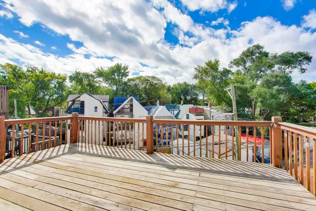 $545,000 | 1425 West Victoria Street, Unit 3, Chicago, IL 60660