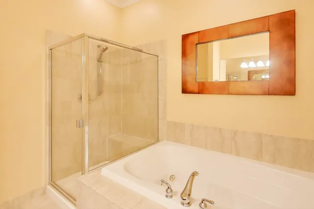 $545,000 | 1425 West Victoria Street, Unit 3, Chicago, IL 60660