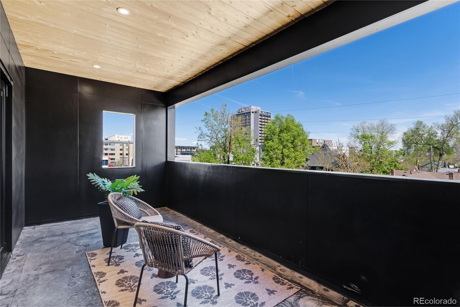 1446 Stuart Street Denver, CO 80204 - Photo 21 of 33