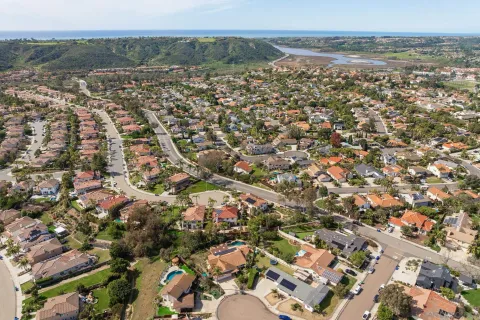 $1,745,000 | 2712 Mateo Place, Carlsbad, CA 92009