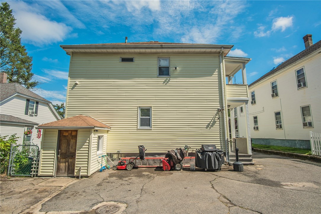 601 Providence Street Woonsocket, RI 02895 - Photo 7 of 48