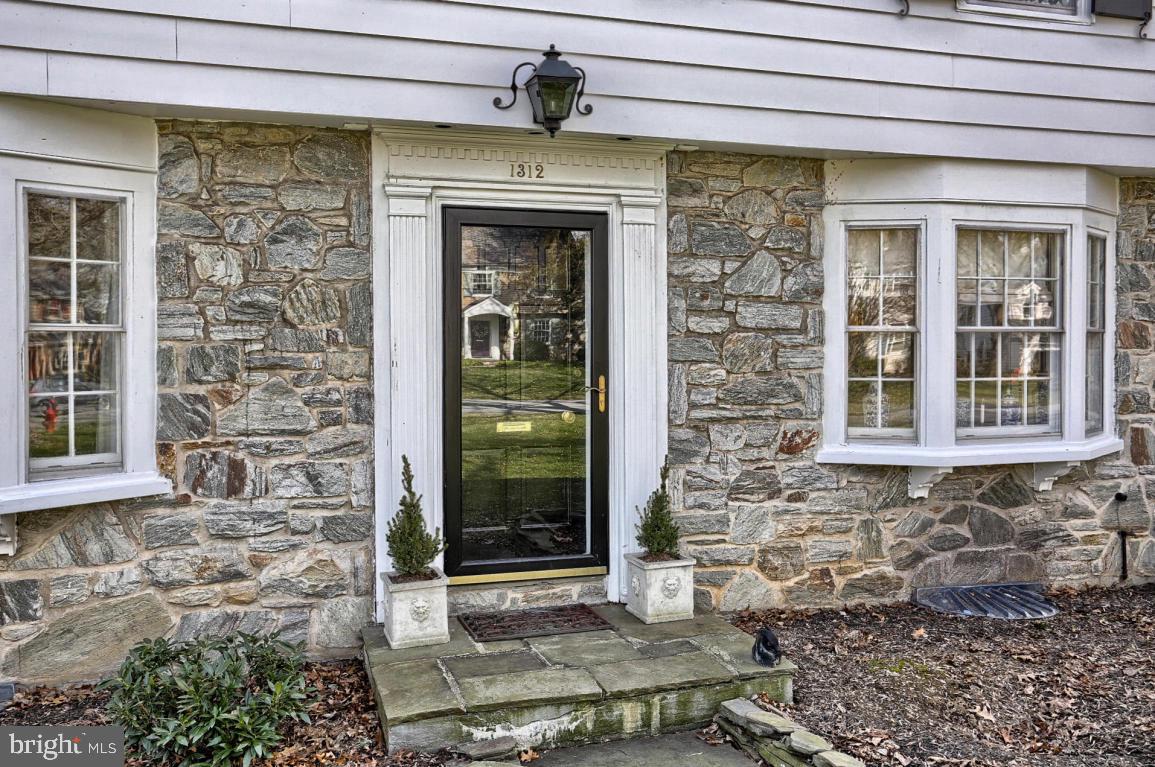 1312 Newton Road Lancaster, PA 17603 - Photo 5 of 51 Gallery Image 5