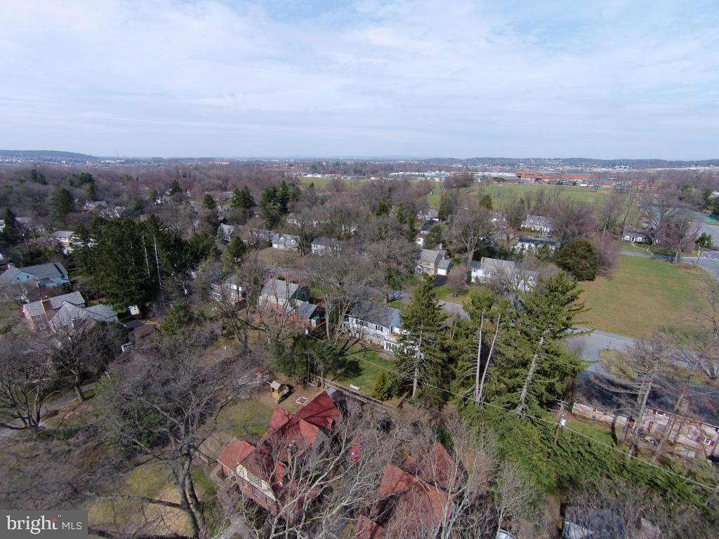 1312 Newton Road Lancaster, PA 17603 - Photo 47 of 51 Gallery Image 47