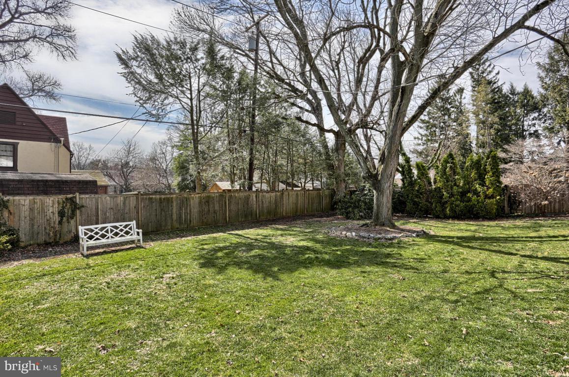 1312 Newton Road Lancaster, PA 17603 - Photo 6 of 51 Gallery Image 6