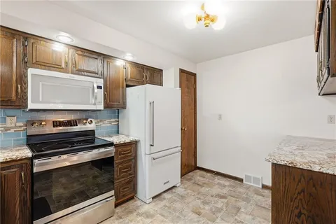 $300,000 | 115 Orchard Drive, Sarver, PA 16055