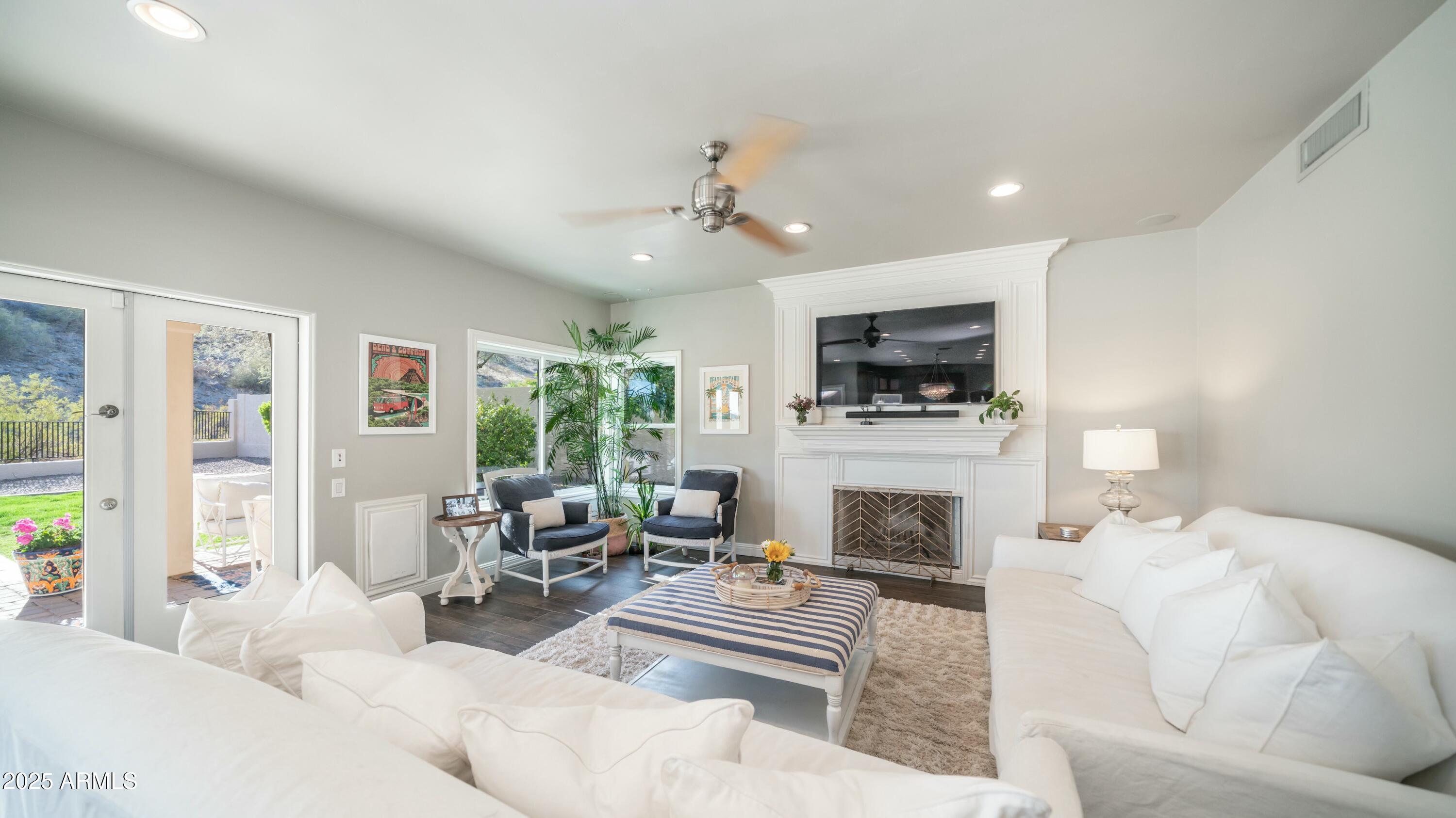 14052 South 24th Way Phoenix, AZ 85048 - Photo 18 of 70 Family Room