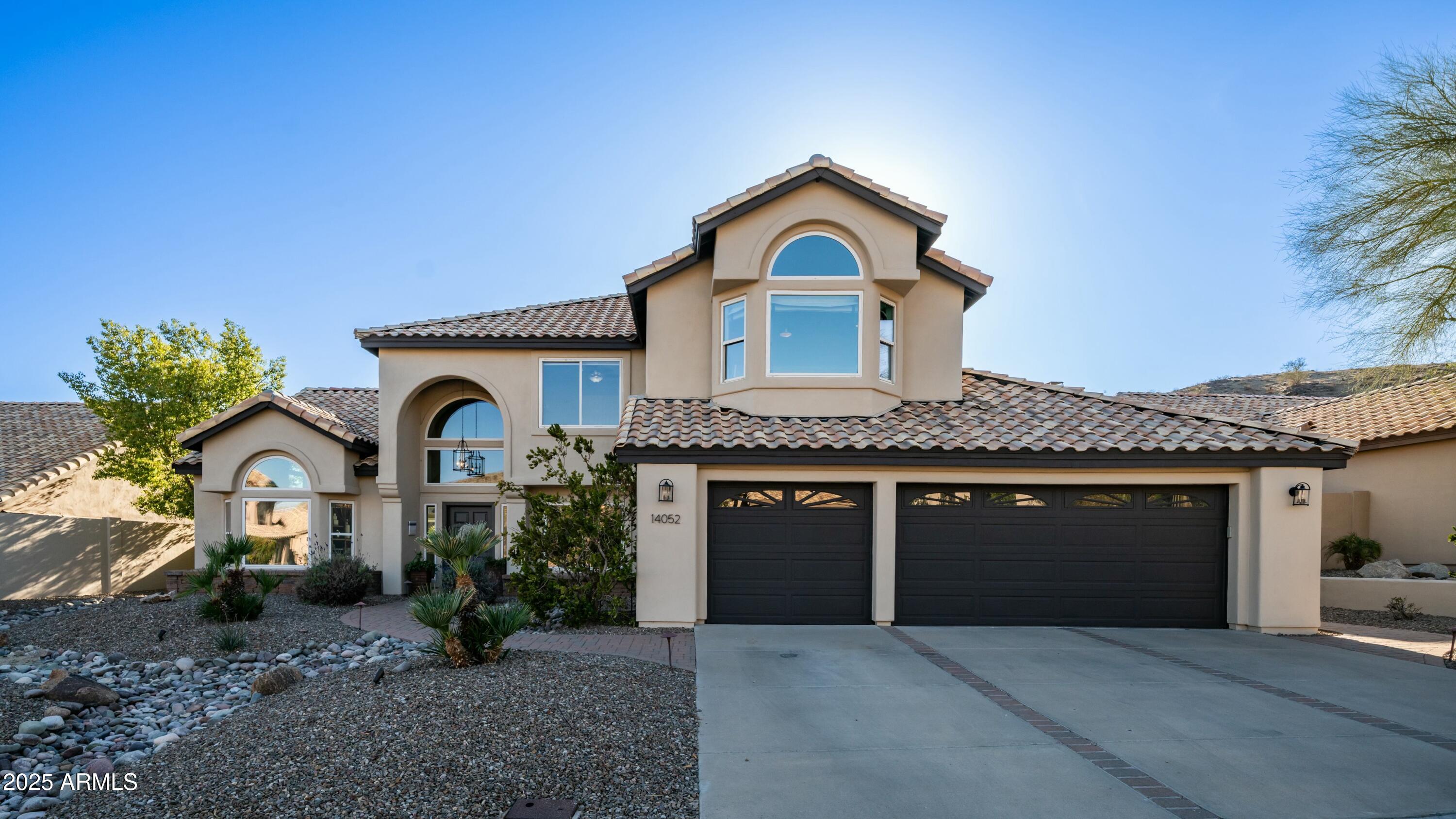 14052 South 24th Way Phoenix, AZ 85048 - Photo 2 of 70 Exterior Front