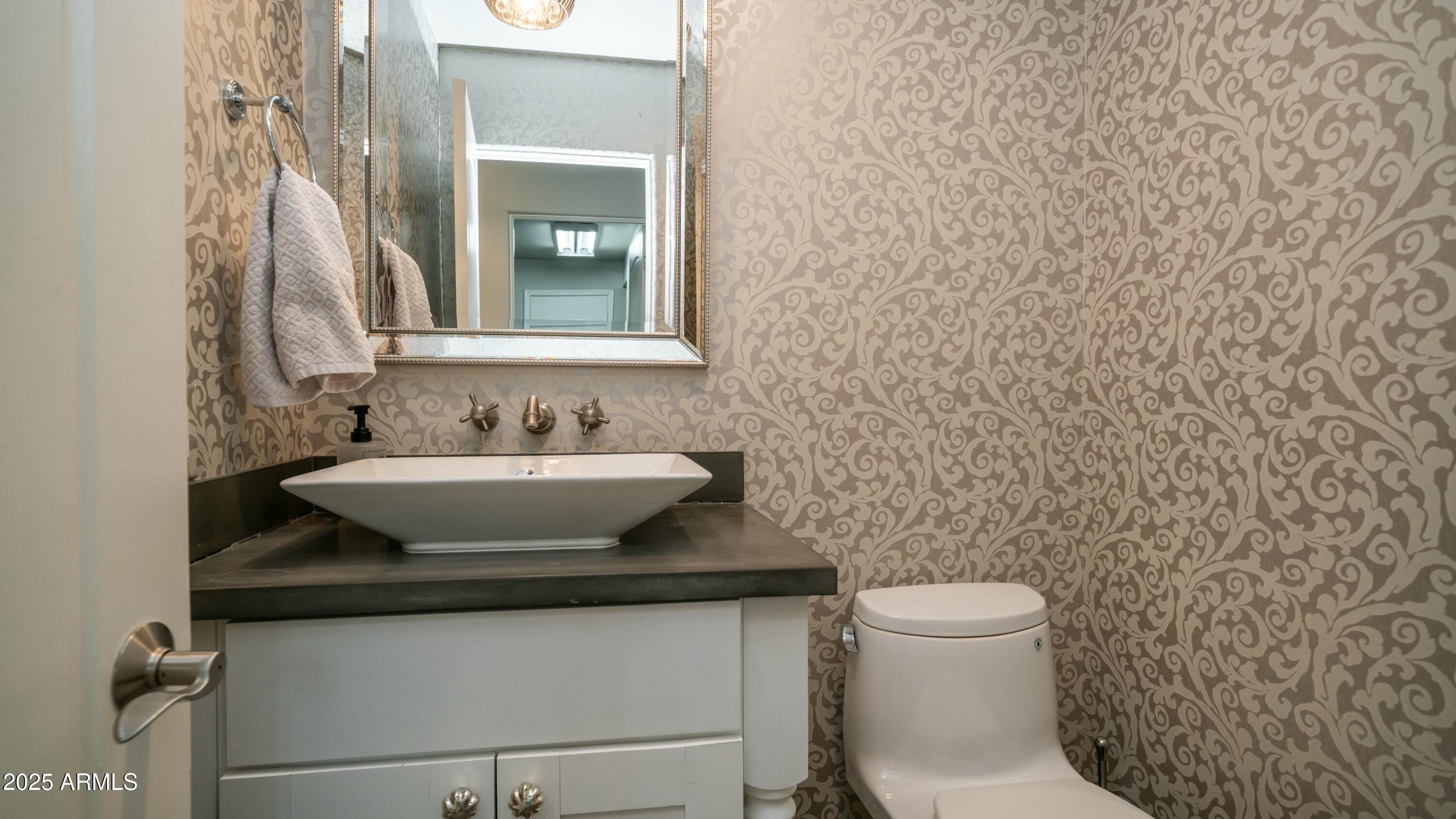14052 South 24th Way Phoenix, AZ 85048 - Photo 25 of 70 Half Bath