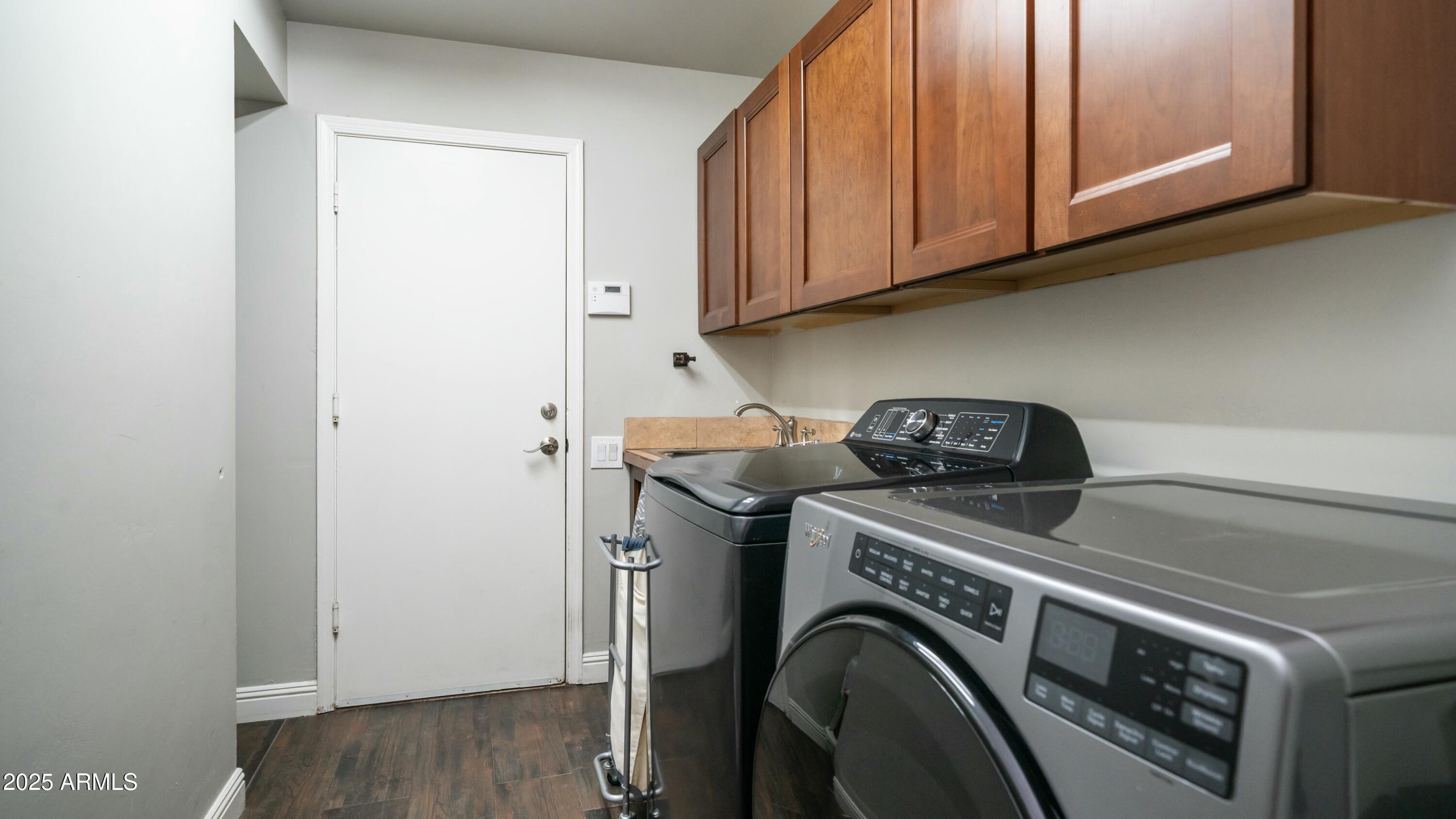 14052 South 24th Way Phoenix, AZ 85048 - Photo 39 of 70 Laundry Room with Storage