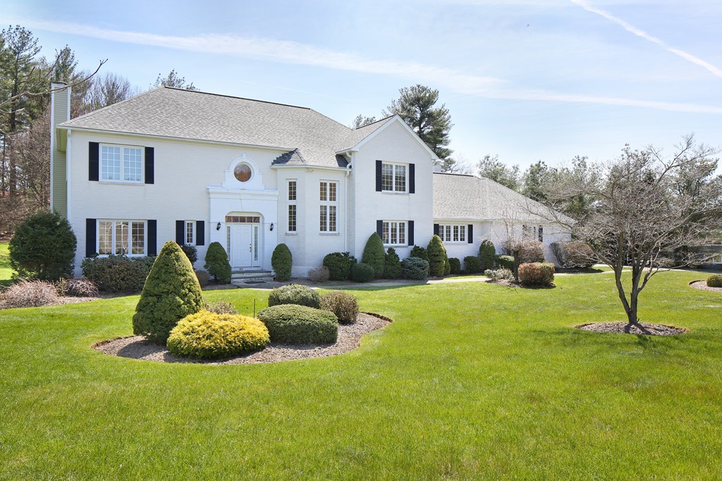 80 Thoreau Road Canton, MA 02021 - Photo 1 of 30 Gallery Image 1