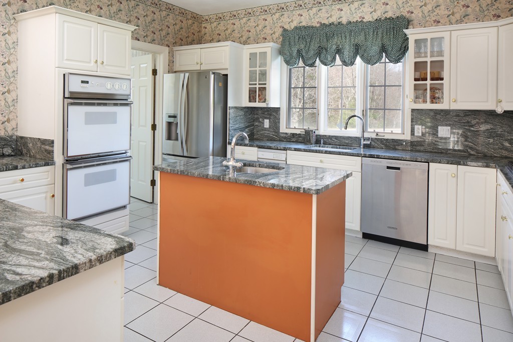 80 Thoreau Road Canton, MA 02021 - Photo 11 of 30 Gallery Image 11