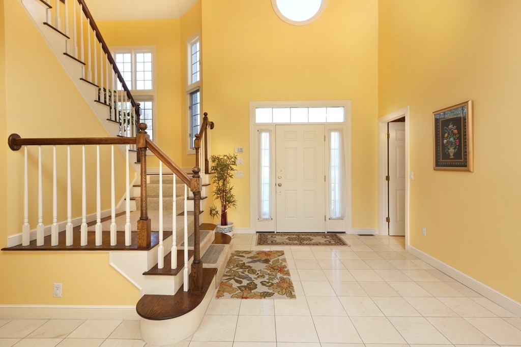 80 Thoreau Road Canton, MA 02021 - Photo 6 of 30 Gallery Image 6