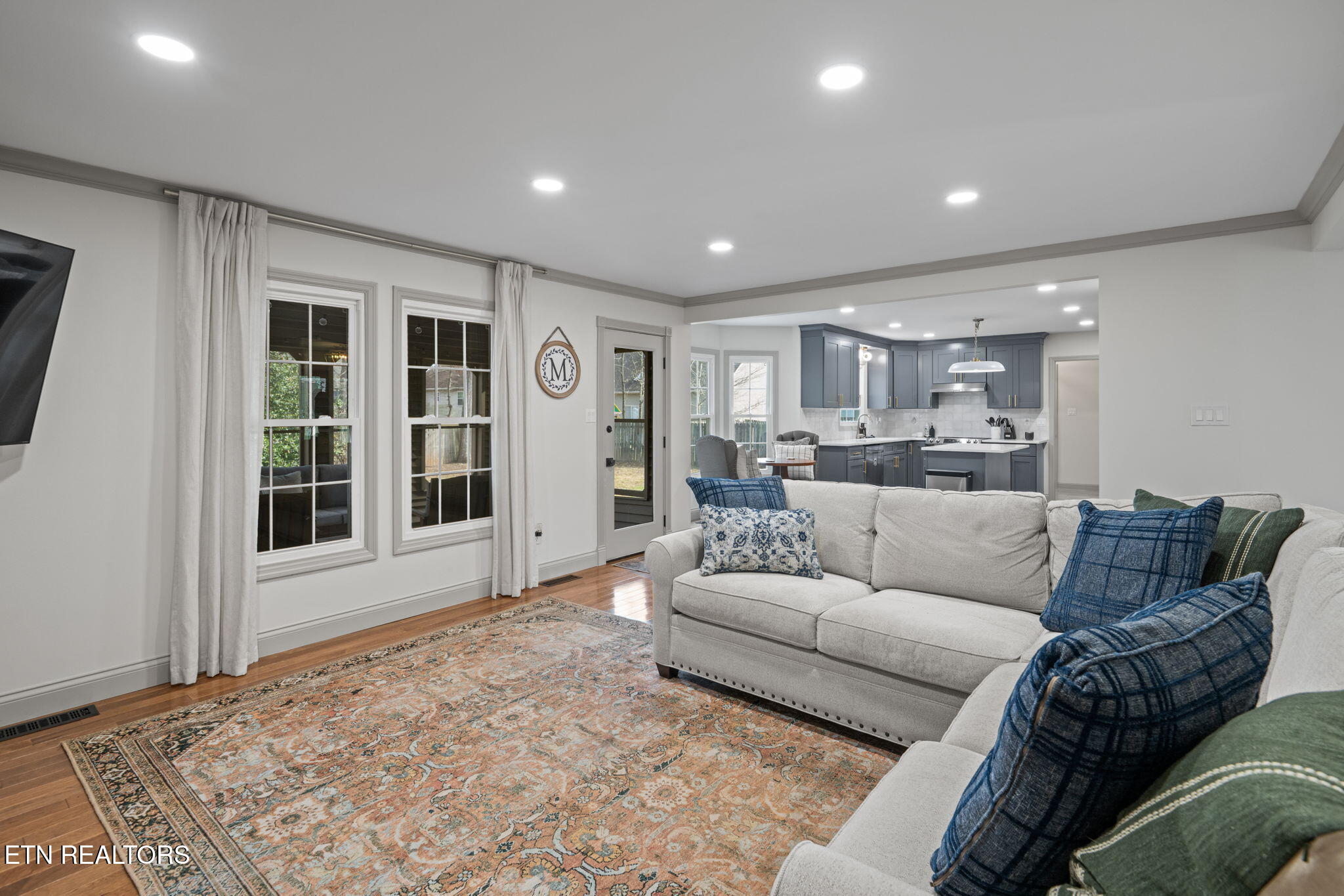 1100 Bob Kirby Road Knoxville, TN 37923 - Photo 17 of 38 49-web-or-mls-100 Bob Kirby-6694