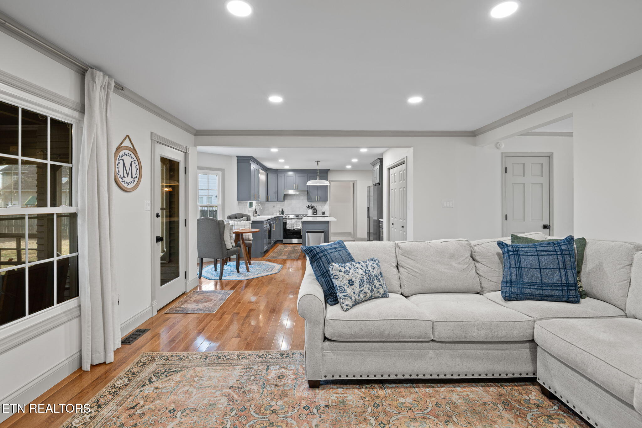 1100 Bob Kirby Road Knoxville, TN 37923 - Photo 18 of 38 48-web-or-mls-100 Bob Kirby-6689